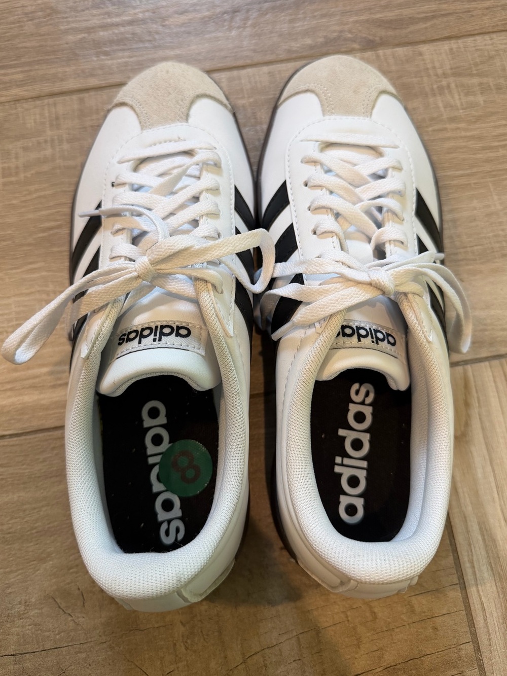 NEW Adidas - Picture 2 of 4